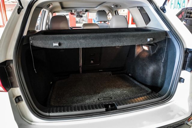 2023 Volkswagen Taos SE | New York, NY | Spincar Demo Account