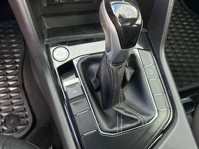 2023 Volkswagen Taos TAOS SE PANORAMA ROOF CARFAX CERT 1 OWNER | Plant City, FL | psv5 DEMO - Bayshore Automotive 2023 Volkswagen Taos TAOS SE PANORAMA ROOF CARFAX CERT 1 OWNER | Plant City, FL | psv5 DEMO - Bayshore Automotive