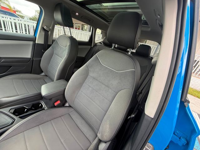 2023 Volkswagen Taos TAOS SE PANORAMA ROOF CARFAX CERT 1 OWNER | Plant City, FL | psv5 DEMO - Bayshore Automotive