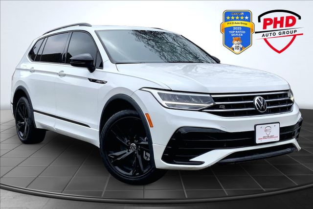 2023 Volkswagen Tiguan SE R-Line Black | Elyria, OH | PHD Auto Group