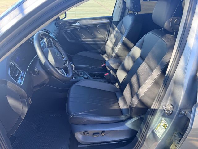 2023 Volkswagen Tiguan 2.0T SE | Irving, Texas | Hopper Motorplex 2023 Volkswagen Tiguan 2.0T SE | Irving, Texas | Hopper Motorplex