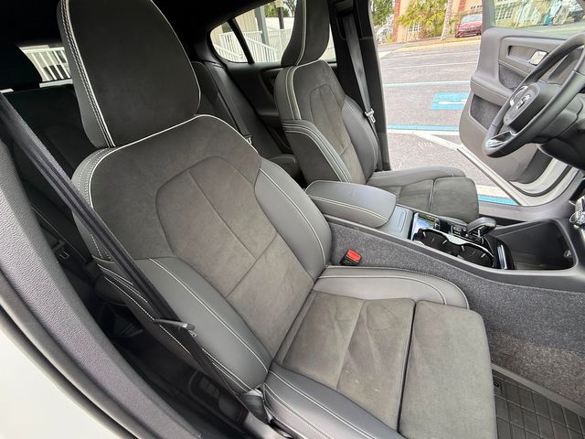 2023 Volvo C40 Recharge C40 RECHARGE ULTIMATE TWIN AWD PANO CARFAX $62K | Plant City, FL | psv5 DEMO - Bayshore Automotive