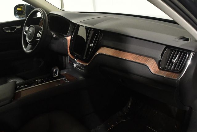 2023 Volvo XC60 B5 Plus Bright Theme | Branford, CT | Sound Auto Wholesalers 2023 Volvo XC60 B5 Plus Bright Theme | Branford, CT | Sound Auto Wholesalers