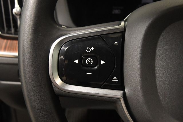 2023 Volvo XC60 B5 Plus Bright Theme | Branford, CT | Sound Auto Wholesalers 2023 Volvo XC60 B5 Plus Bright Theme | Branford, CT | Sound Auto Wholesalers