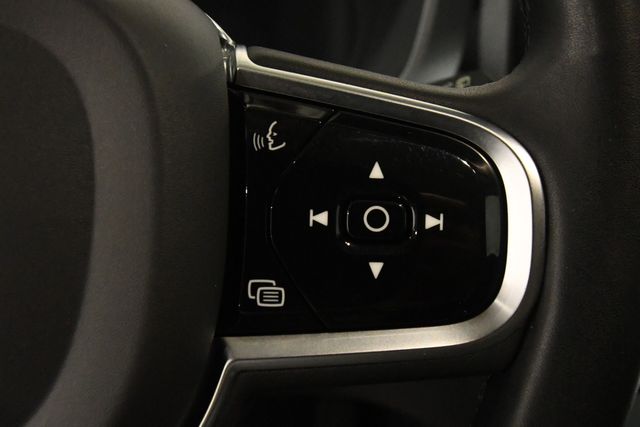 2023 Volvo XC60 B5 Plus Bright Theme | Branford, CT | Sound Auto Wholesalers 2023 Volvo XC60 B5 Plus Bright Theme | Branford, CT | Sound Auto Wholesalers