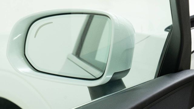 2023 Volvo XC60 B5 Plus Bright Theme | Houston, TX | Houston Auto Credit