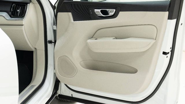 2023 Volvo XC60 B5 Plus Bright Theme | Houston, TX | Houston Auto Credit 2023 Volvo XC60 B5 Plus Bright Theme | Houston, TX | Houston Auto Credit