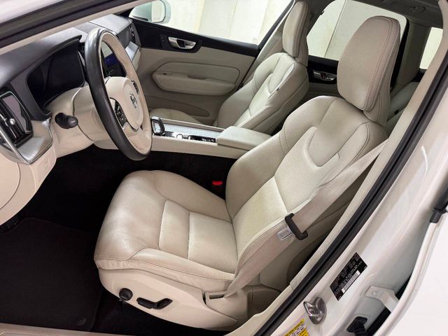 2023 Volvo XC60 B5 Plus Bright Theme | Houston, TX | Houston Auto Credit