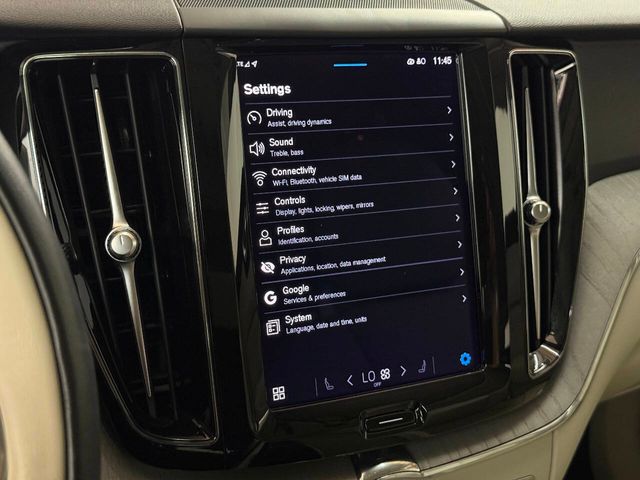 2023 Volvo XC60 B5 Plus Bright Theme | Houston, TX | Houston Auto Credit