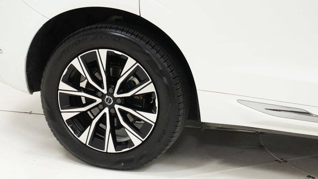 2023 Volvo XC60 B5 Plus Bright Theme | Houston, TX | Houston Auto Credit
