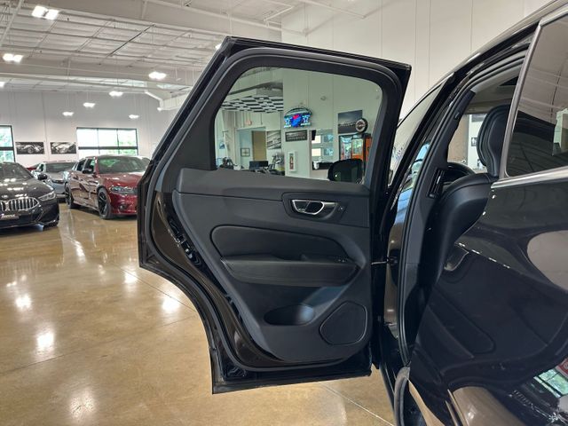 2023 Volvo XC60 B5 Core | Irving, Texas | Hopper Motorplex