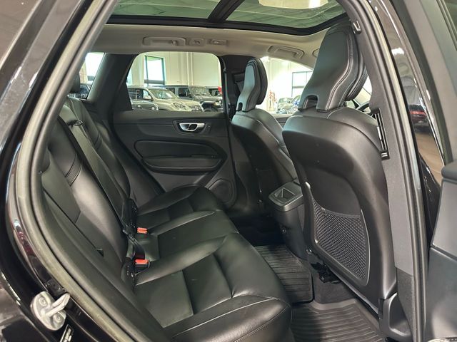 2023 Volvo XC60 B5 Core | Irving, Texas | Hopper Motorplex