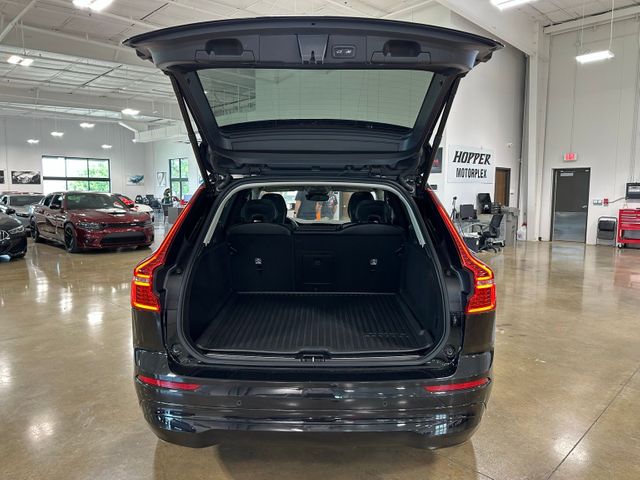 2023 Volvo XC60 B5 Core | Irving, Texas | Hopper Motorplex
