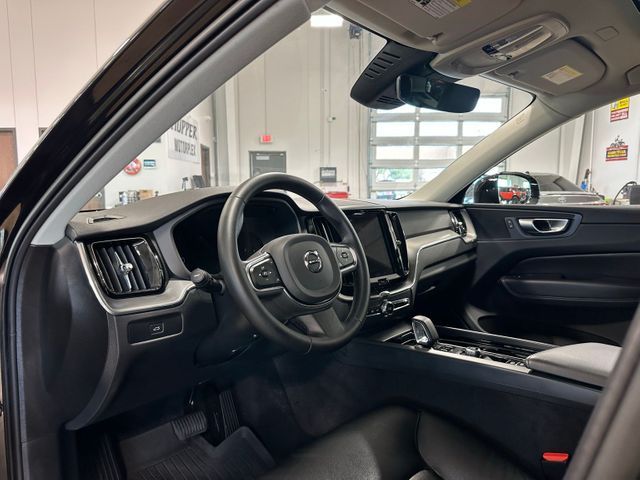 2023 Volvo XC60 B5 Core