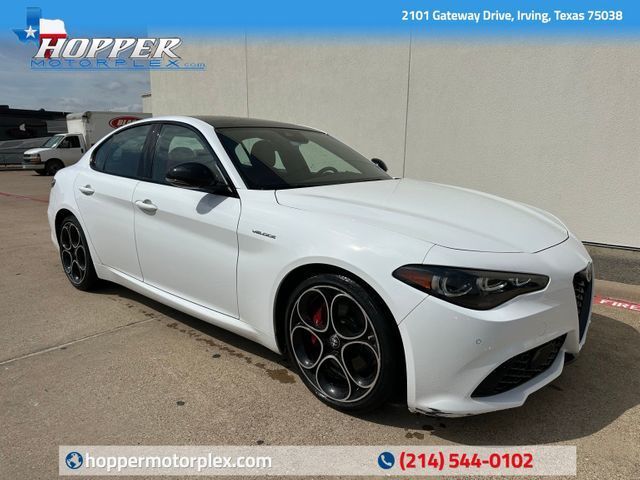 2024 Alfa Romeo Giulia Veloce | Plano, TX | AutoRevo PowerSites - Demo4