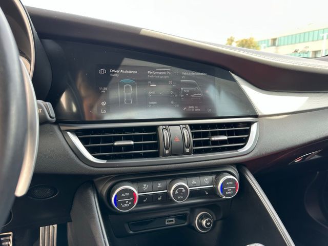 2024 Alfa Romeo Giulia Veloce 