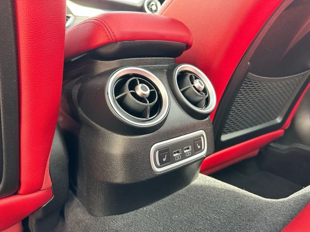 2024 Alfa Romeo Giulia Veloce 