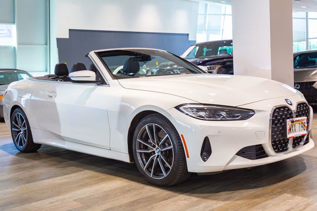 2024 BMW 430i convertible Convenience Package Navigation Widescreen Display 