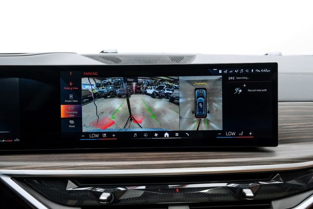 2024 BMW X7 xDrive40i HUD,PANO ROOF,360 CAM,HTD/COOL LTH,22'S | Carrollton, TX | Texas Vehicle Exchange