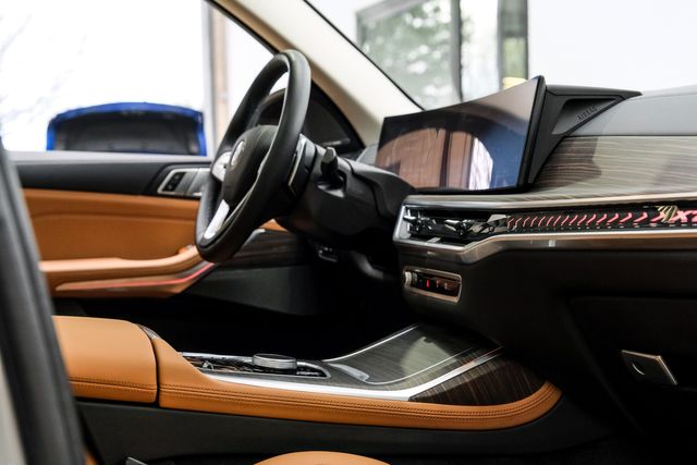 2024 BMW X7 xDrive40i HUD,PANO ROOF,360 CAM,HTD/COOL LTH,22'S | Carrollton, TX | Texas Vehicle Exchange 2024 BMW X7 xDrive40i HUD,PANO ROOF,360 CAM,HTD/COOL LTH,22'S | Carrollton, TX | Texas Vehicle Exchange