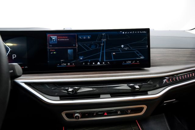 2024 BMW X7 xDrive40i HUD,PANO ROOF,360 CAM,HTD/COOL LTH,22'S | Carrollton, TX | Texas Vehicle Exchange 2024 BMW X7 xDrive40i HUD,PANO ROOF,360 CAM,HTD/COOL LTH,22'S | Carrollton, TX | Texas Vehicle Exchange