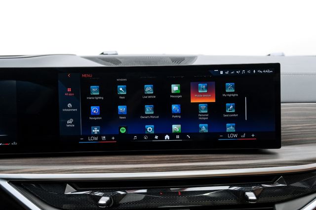 2024 BMW X7 xDrive40i HUD,PANO ROOF,360 CAM,HTD/COOL LTH,22'S | Carrollton, TX | Texas Vehicle Exchange