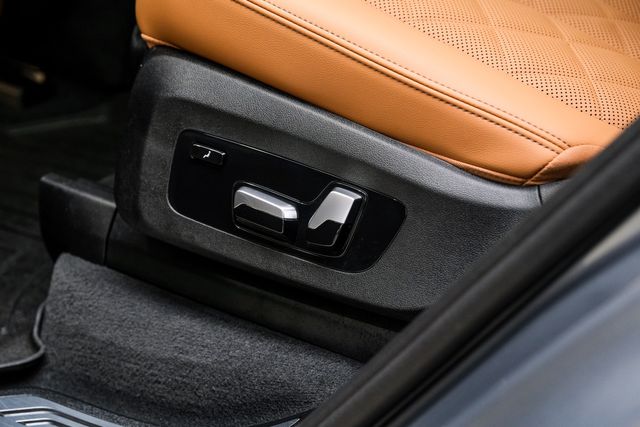 2024 BMW X7 xDrive40i HUD,PANO ROOF,360 CAM,HTD/COOL LTH,22'S | Carrollton, TX | Texas Vehicle Exchange