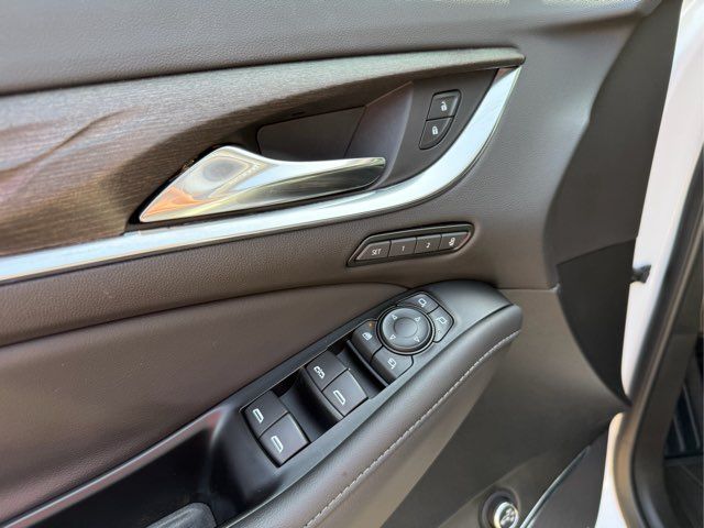 2024 Buick Enclave Avenir | Gifford, IL | Trav's Automotive