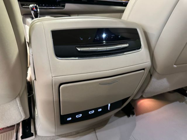 2024 Cadillac Escalade Sport Platinum | Irving, Texas | Hopper Motorplex