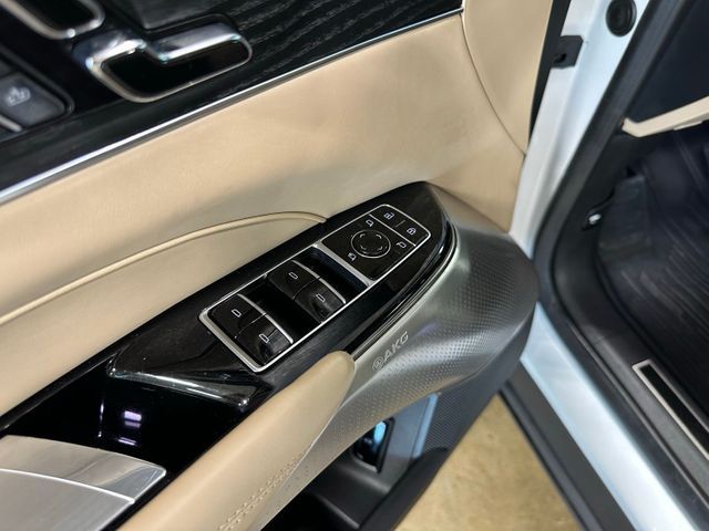 2024 Cadillac LYRIQ Sport 3