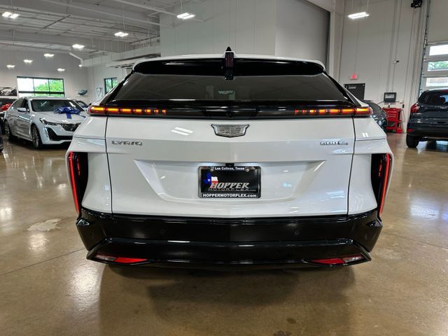 2024 Cadillac LYRIQ Sport 3