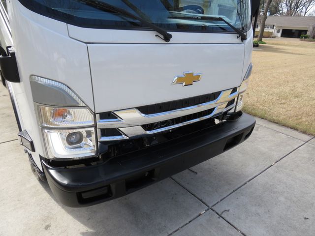 2024 Chevrolet 4500 Diesel 16ft Box Truck w/T890 Max Reefer Unit Pwr Rear Lift w/Only 5k Miles  One Owner NO FEES!!