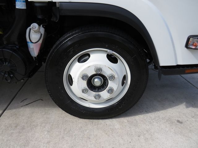 2024 Chevrolet 4500 Diesel 16ft Box Truck w/T890 Max Reefer Unit Pwr Rear Lift w/Only 5k Miles  One Owner NO FEES!!