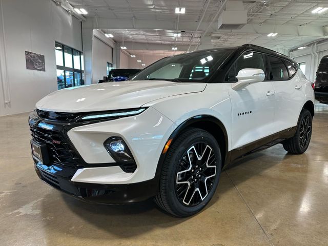 2024 Chevrolet Blazer RS 21" High Gloss Wheels Two-Tone Paint | Irving, Texas | Hopper Motorplex
