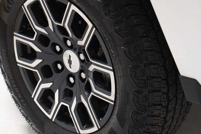 2024 Chevrolet Colorado Z71 | Houston, TX | Houston Auto Credit 2024 Chevrolet Colorado Z71 | Houston, TX | Houston Auto Credit