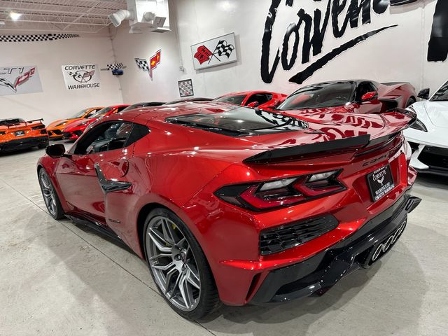 2024 Chevrolet Corvette Z06 3LZ AE4 J6E CARBON BRAKES MUSEUM $146k MSRP 7k | Dallas, Texas | Corvette Warehouse 