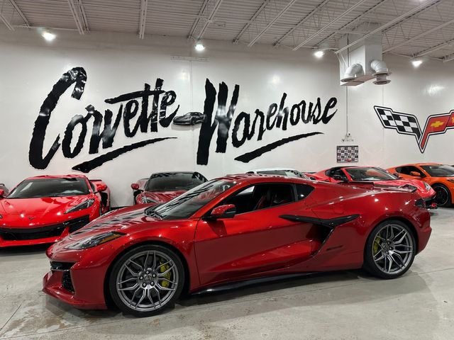 2024 Chevrolet Corvette Z06 3LZ AE4 J6E CARBON BRAKES MUSEUM $146k MSRP 7k | Dallas, Texas | Corvette Warehouse 