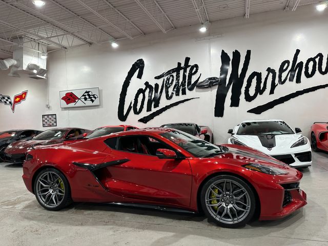 2024 Chevrolet Corvette Z06 3LZ AE4 J6E CARBON BRAKES MUSEUM $146k MSRP 7k | Dallas, Texas | Corvette Warehouse 