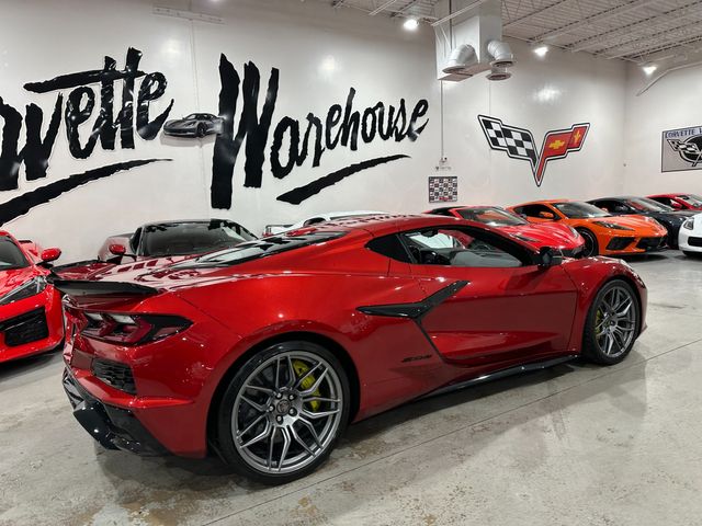 2024 Chevrolet Corvette Z06 3LZ AE4 J6E CARBON BRAKES MUSEUM $146k MSRP 7k | Dallas, Texas | Corvette Warehouse 