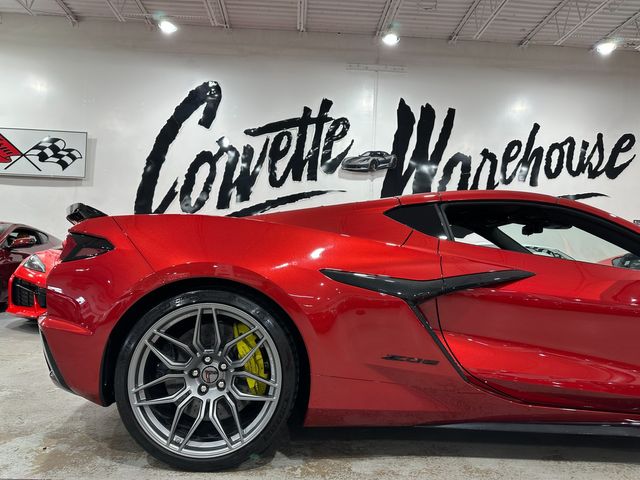2024 Chevrolet Corvette Z06 3LZ AE4 J6E CARBON BRAKES MUSEUM $146k MSRP 7k | Dallas, Texas | Corvette Warehouse 