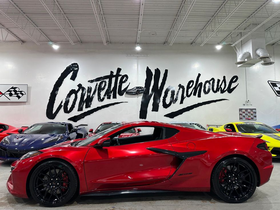 2024 Chevrolet Corvette Z06 J6F Tips Red Mist Black Spiders, Value