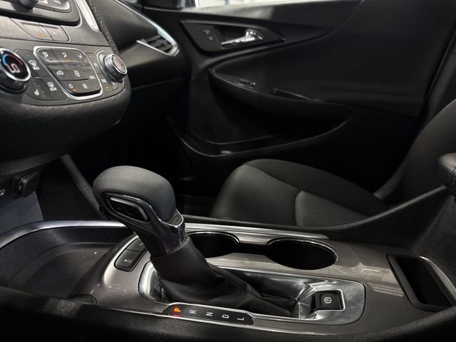 2024 Chevrolet MALIBU LT | Houston, TX | Texas Star Motors