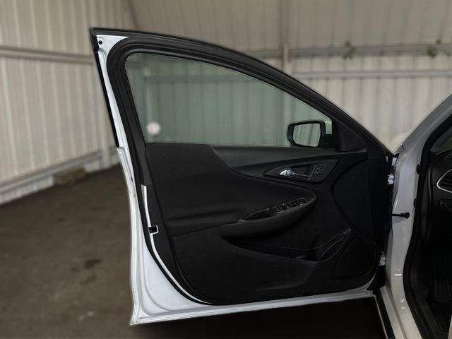 2024 Chevrolet MALIBU LT | Houston, TX | Texas Star Motors 2024 Chevrolet MALIBU LT | Houston, TX | Texas Star Motors