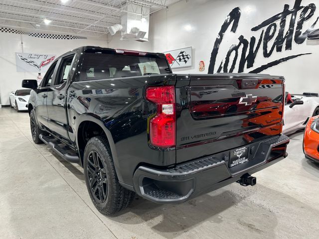 2024 Chevrolet Silverado 1500 5.8 V8 Turbomax Black Out Multi Flex Bed Cover 4k | Dallas, Texas | Corvette Warehouse 2024 Chevrolet Silverado 1500 5.8 V8 Turbomax Black Out Multi Flex Bed Cover 4k | Dallas, Texas | Corvette Warehouse