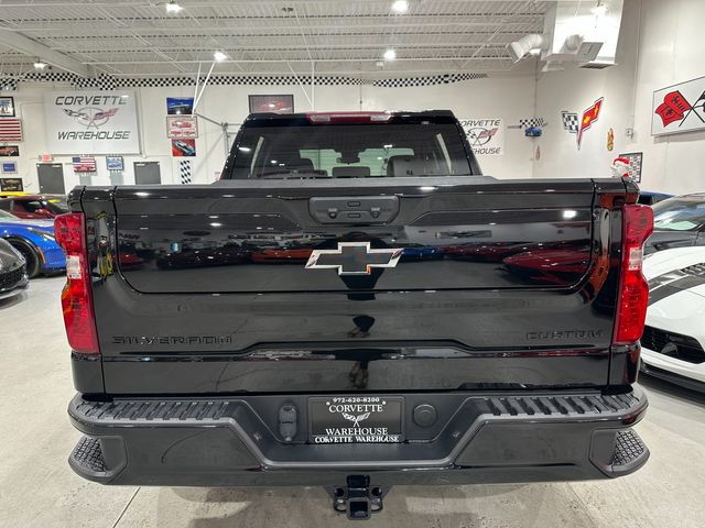 2024 Chevrolet Silverado 1500 5.8 V8 Turbomax Black Out Multi Flex Bed Cover 4k | Dallas, Texas | Corvette Warehouse 2024 Chevrolet Silverado 1500 5.8 V8 Turbomax Black Out Multi Flex Bed Cover 4k | Dallas, Texas | Corvette Warehouse