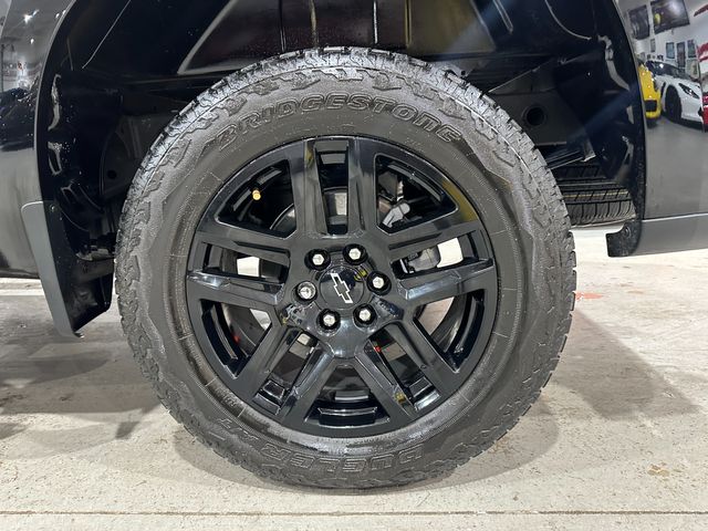 2024 Chevrolet Silverado 1500 2.7 I4 Turbomax Black Out Multi Flex Bed Cover 4k | Dallas, Texas | Corvette Warehouse 2024 Chevrolet Silverado 1500 2.7 I4 Turbomax Black Out Multi Flex Bed Cover 4k | Dallas, Texas | Corvette Warehouse