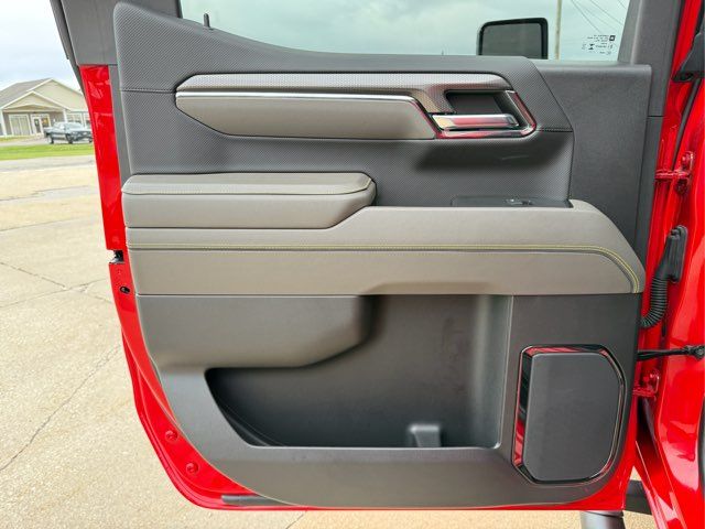 2024 Chevrolet Silverado 1500 ZR2 | Gifford, IL | Trav's Automotive 2024 Chevrolet Silverado 1500 ZR2 | Gifford, IL | Trav's Automotive