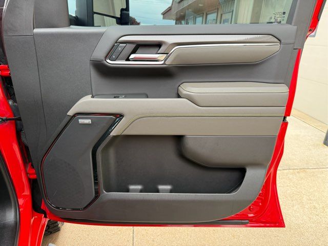 2024 Chevrolet Silverado 1500 ZR2 | Gifford, IL | Trav's Automotive