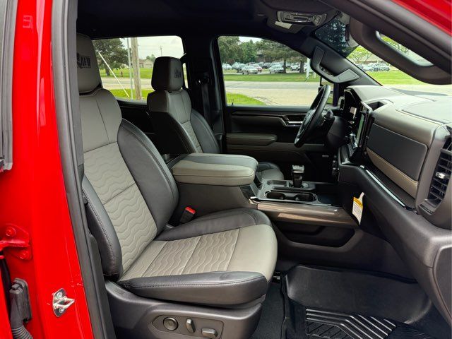 2024 Chevrolet Silverado 1500 ZR2 | Gifford, IL | Trav's Automotive