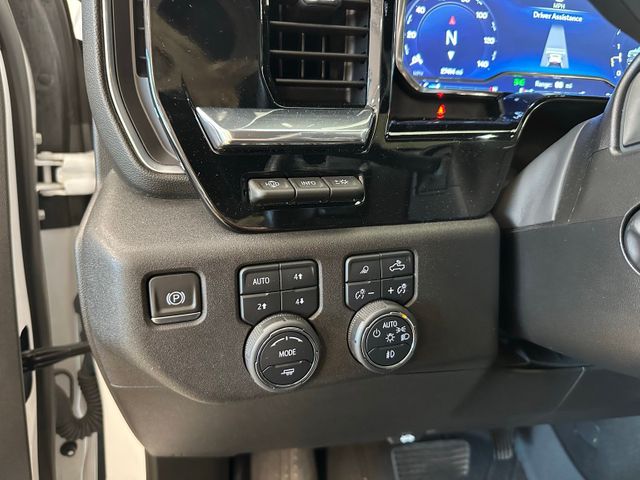 2024 Chevrolet Silverado 1500 High Country 4x4 Premium II Sunroof Super Cruise | Irving, Texas | Hopper Motorplex 2024 Chevrolet Silverado 1500 High Country 4x4 Premium II Sunroof Super Cruise | Irving, Texas | Hopper Motorplex